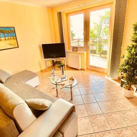 Sonnige Maisonette-wohnung Mit Blick Auf Bucht Dziwnow